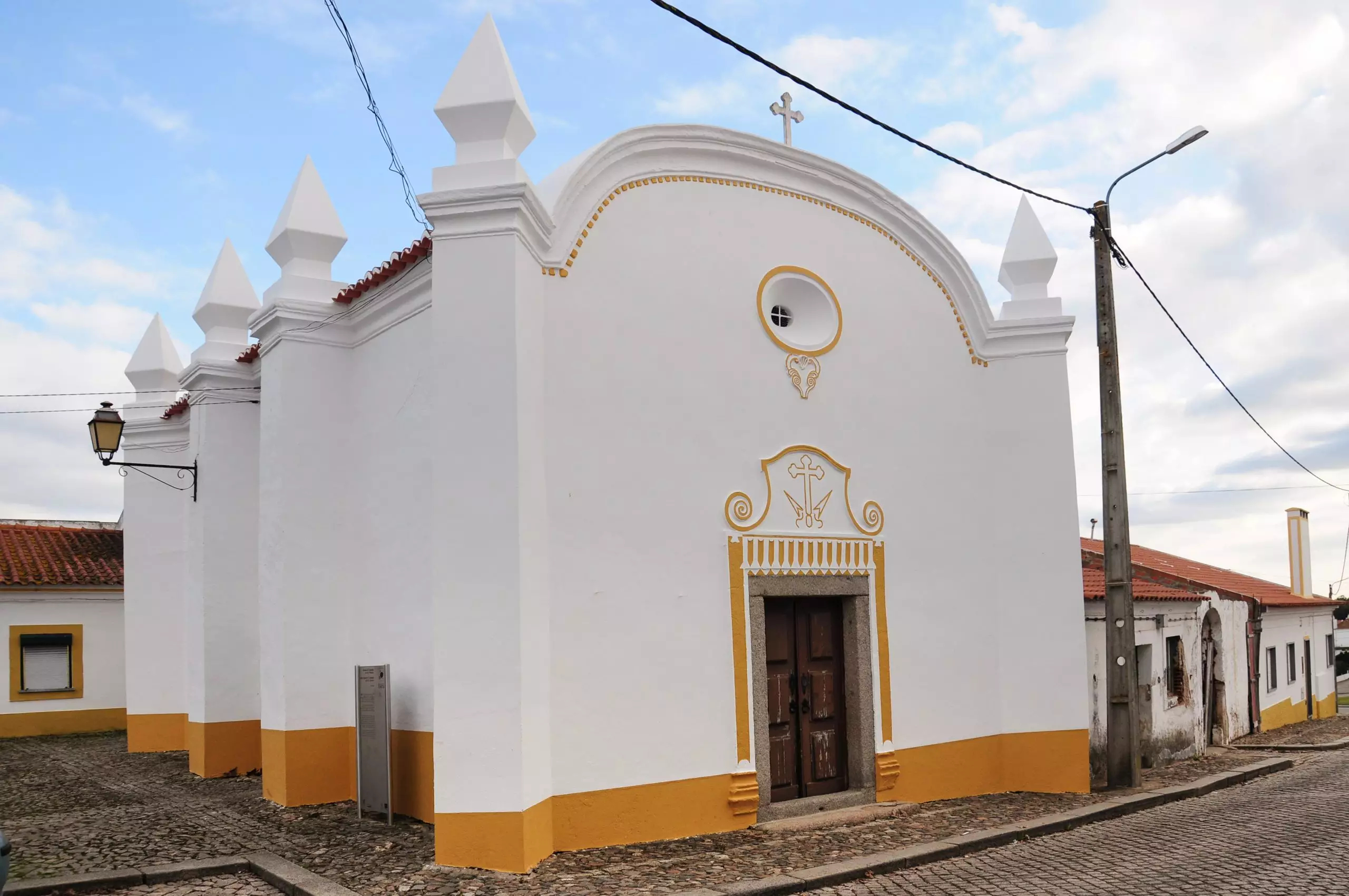 Ermida de Sao Sebastiao – Igreja de Sao Francisco