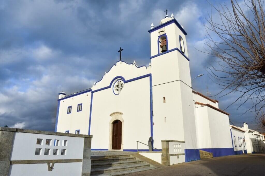 Igreja Matriz de Cabecao 1